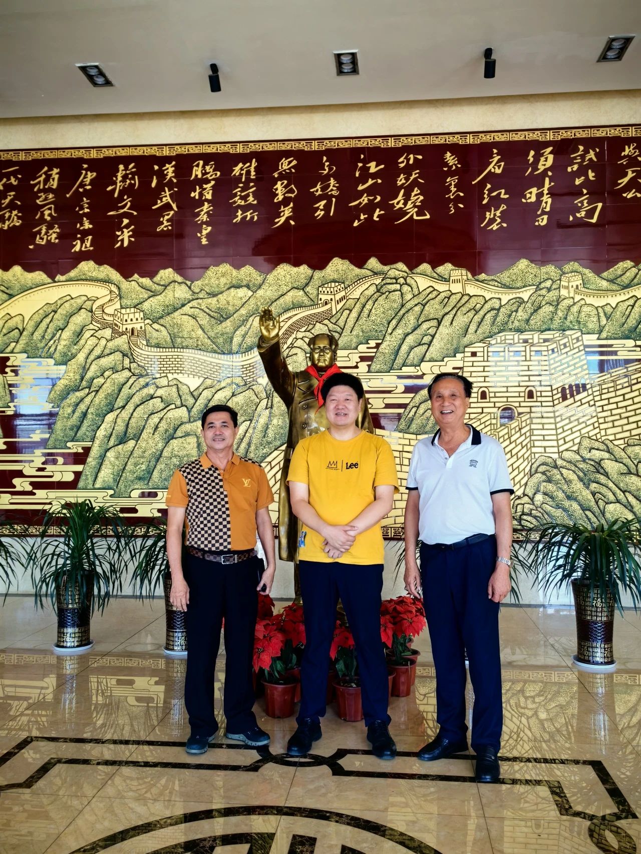 熱烈歡迎柬埔寨蘇福安閣下和東盟聯(lián)絡(luò)辦主任吳光華蒞臨長康，共謀合作新篇章！
